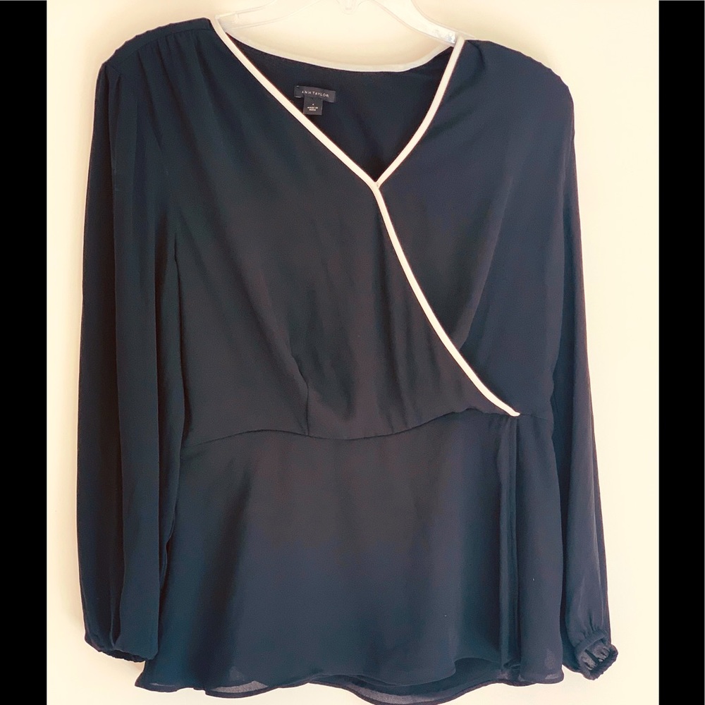 Ann Taylor Contrast Tipped Wrap Top, size 4. Long sleeve in Black & White